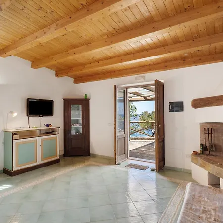 Villa Licosa Paradise
